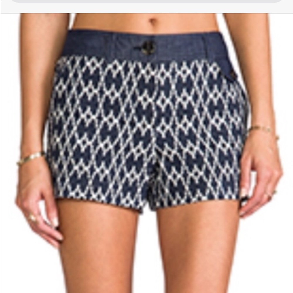 Trina Turk Santiago shorts size 0
